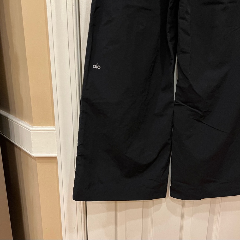 Alo Yoga High Waist Street Smart Trouser Pants Womens Medium Wide Leg Black - Picture 8 of 11